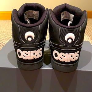 Men’s Camo OSIRIS High Tops-worn once